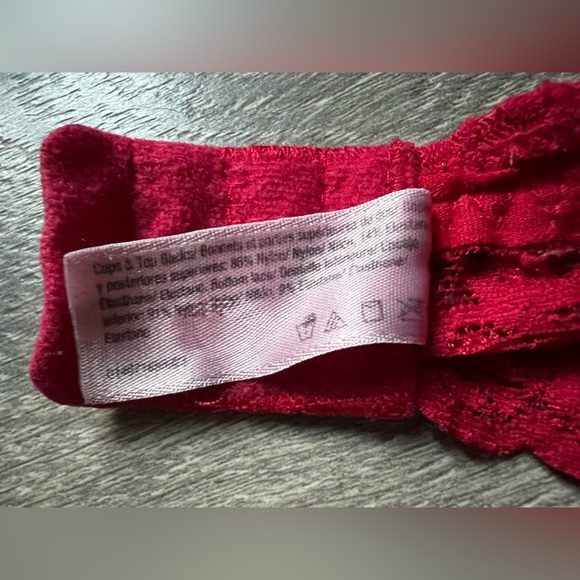 Maidenfirm Vibrant Red Lace Ruffle Hem Wire Free Triangle Bralette. Size L / XL - Picture 7 of 7